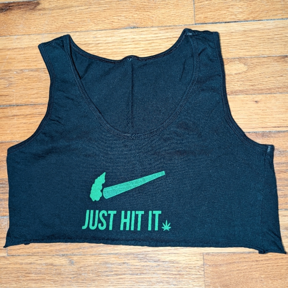 Black Graphic Crop Top